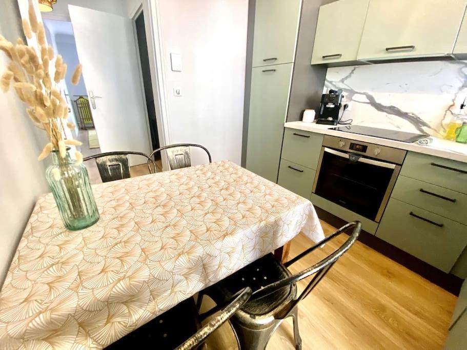 Appartement Proche Du Lac D'Allier Vichy Eksteriør billede